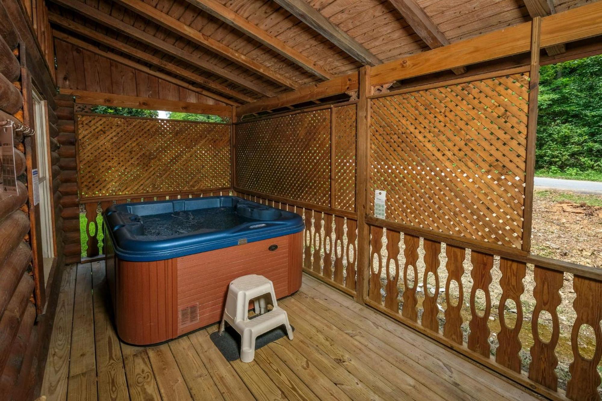 Grove Creek Cabin ガトリンバーグ エクステリア 写真