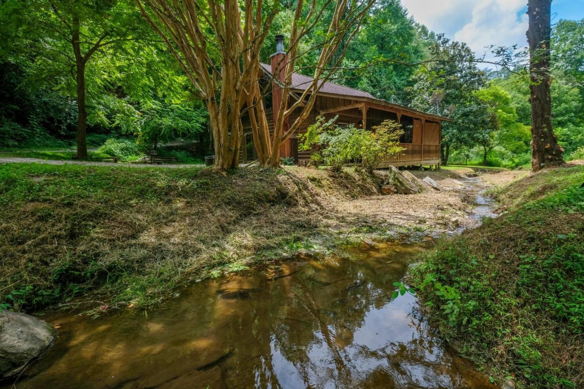 Grove Creek Cabin ガトリンバーグ エクステリア 写真
